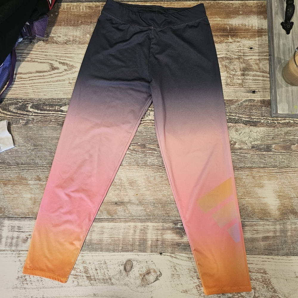 Adidas cropped leggings size girls Large 14